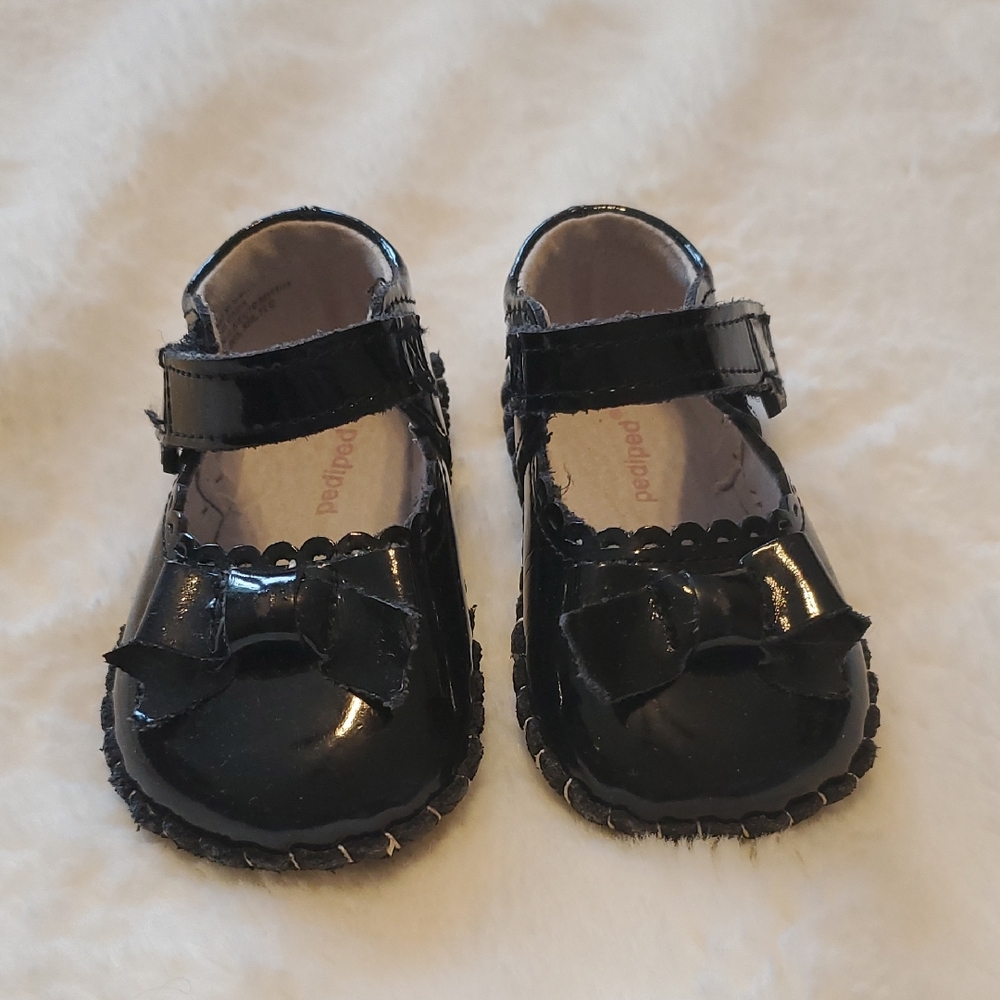 Pediped Black Patent Leather Girls Dress Shoes with Bow